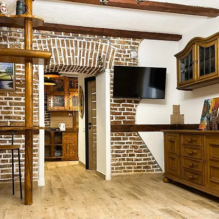 Golden King Old Town *